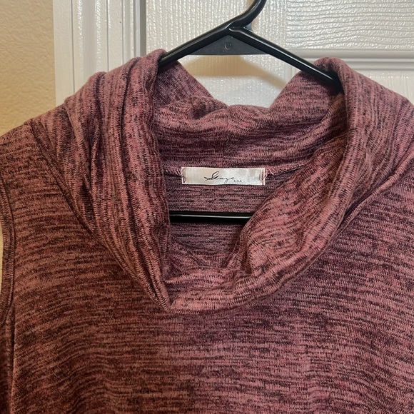 Euc shoulder cut out long sleeved top - Picture 5 of 6